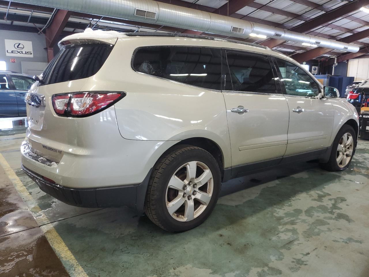 2016 Chevrolet Traverse - Image 3