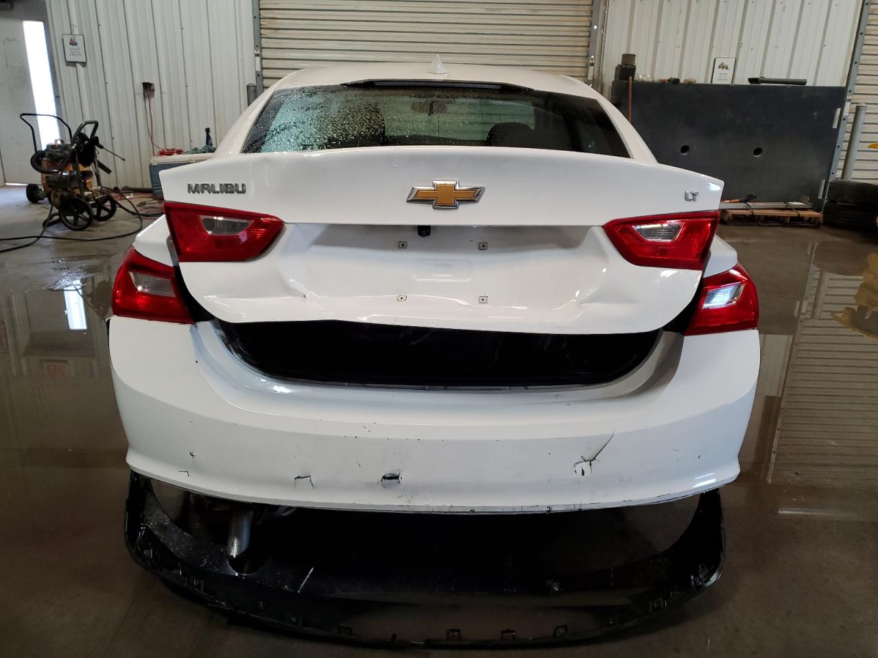 2023 Chevrolet Malibu - Image 6