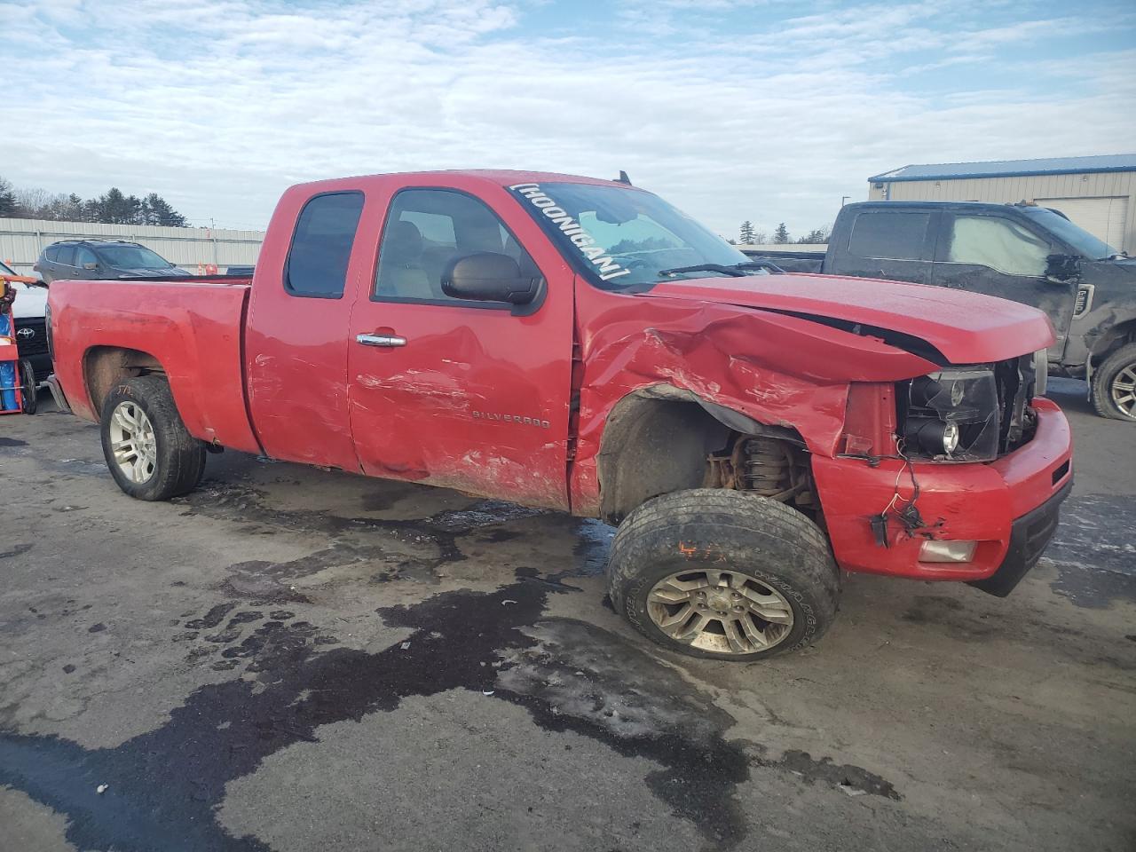 2009 Chevrolet Silverado - Image 4
