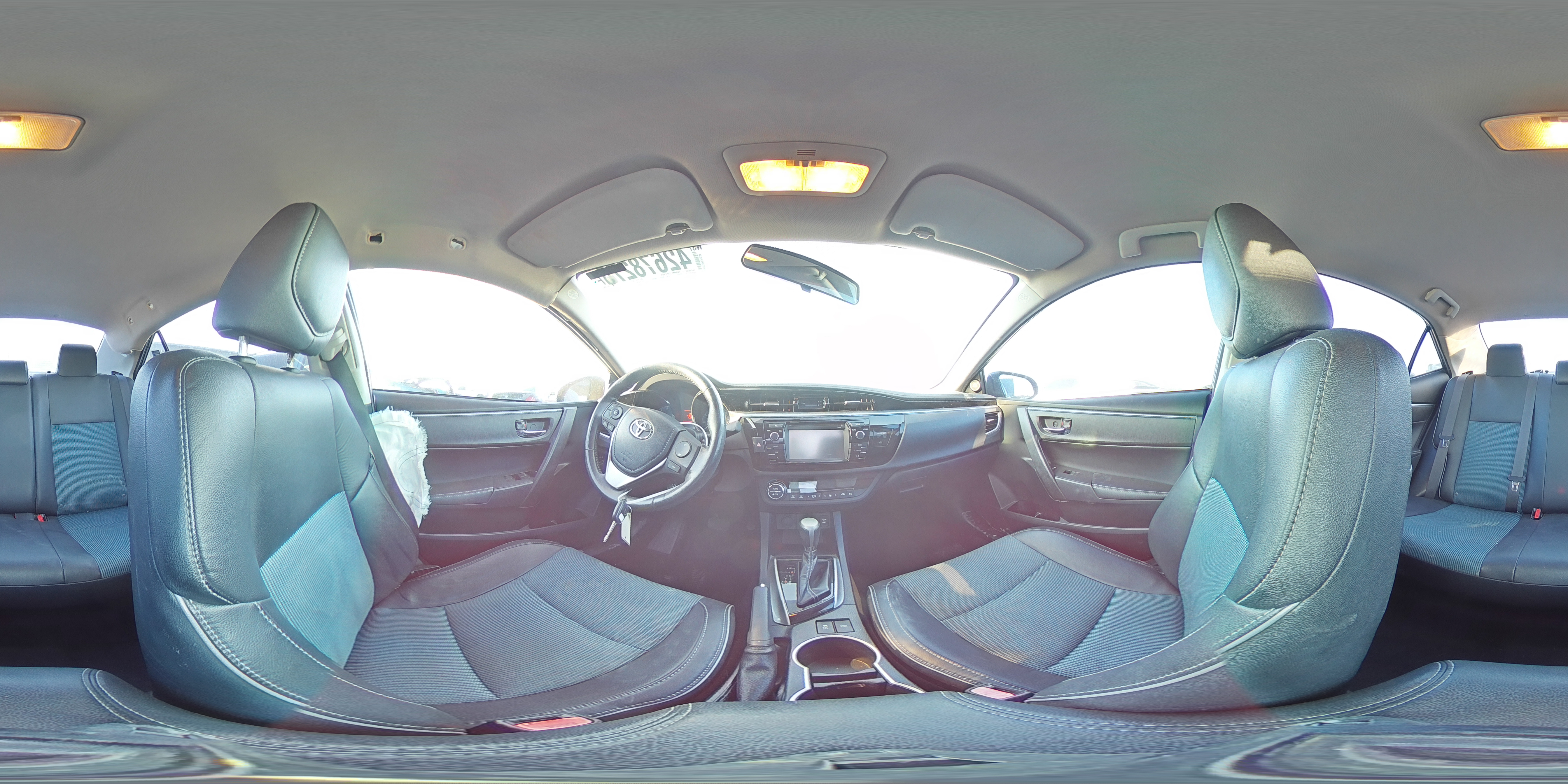 2014 Toyota Corolla - Image 13