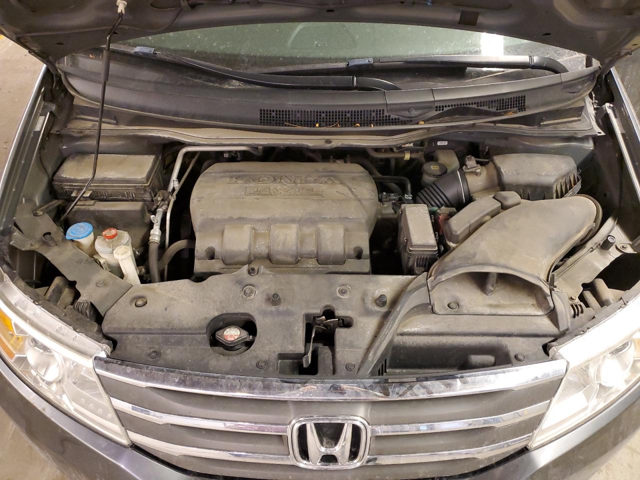 2011 Honda Odyssey - Image 12