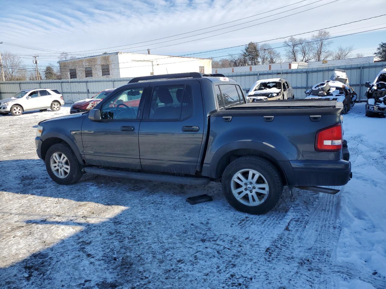 2010 Ford Explorer - Image 2