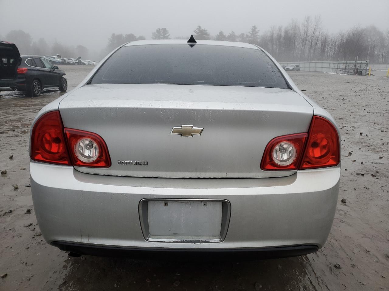 2012 Chevrolet Malibu - Image 6
