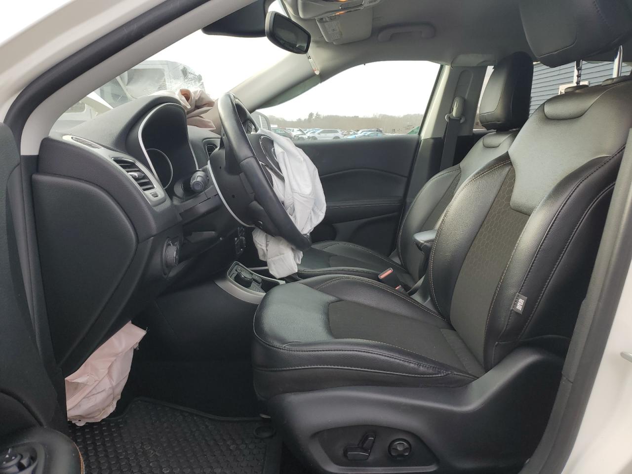 2021 Jeep Compass - Image 7