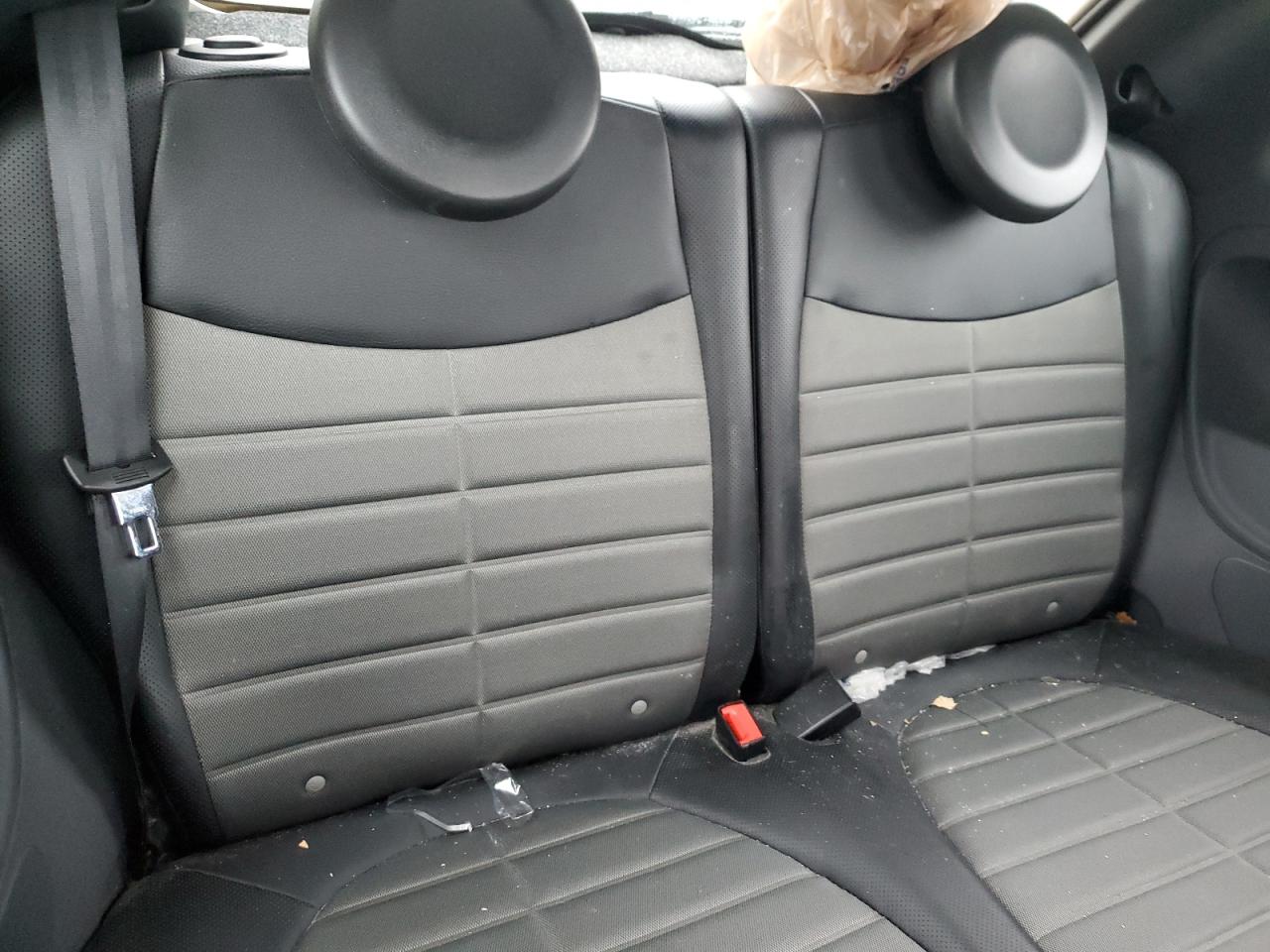 2013 Fiat 500 - Image 10