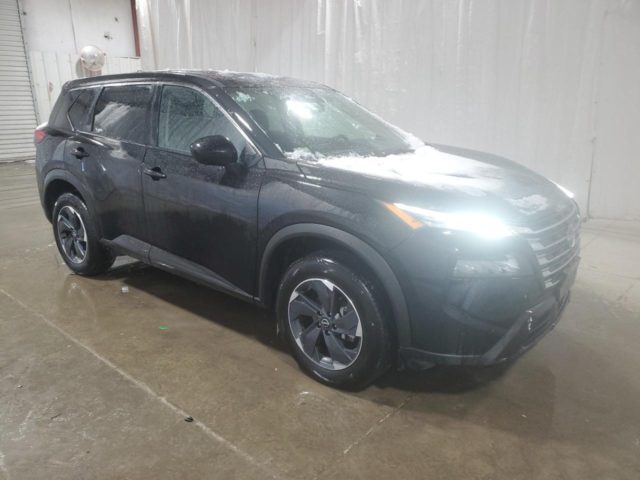 2024 Nissan Rogue - Image 4