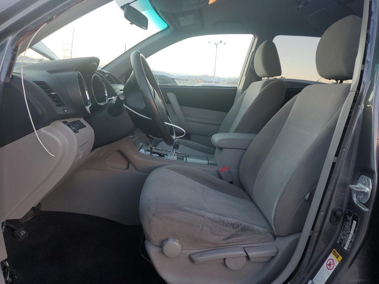 2012 Toyota Highlander - Image 7