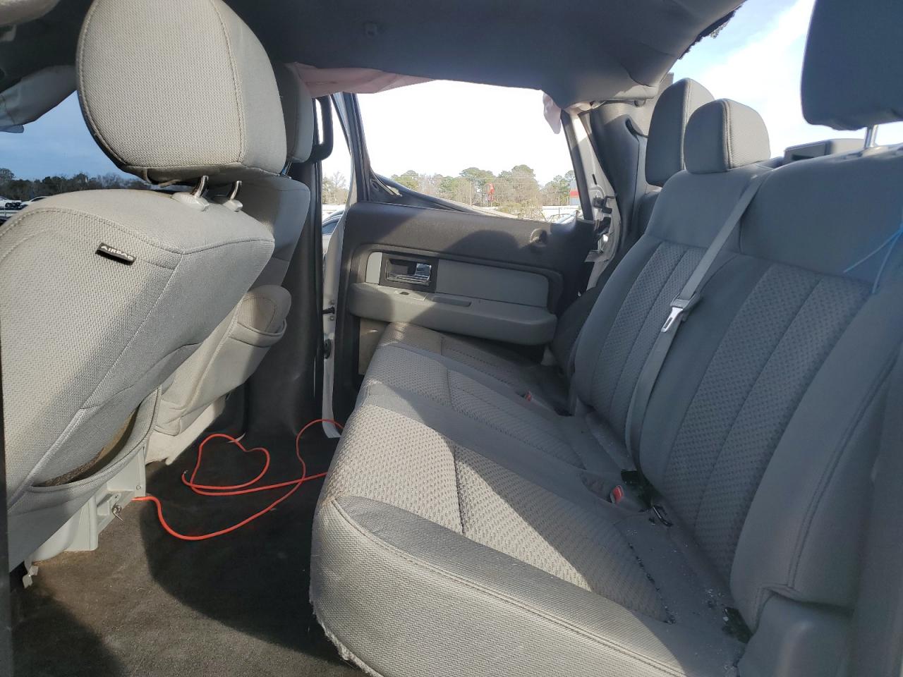 2013 Ford F-150 - Image 10
