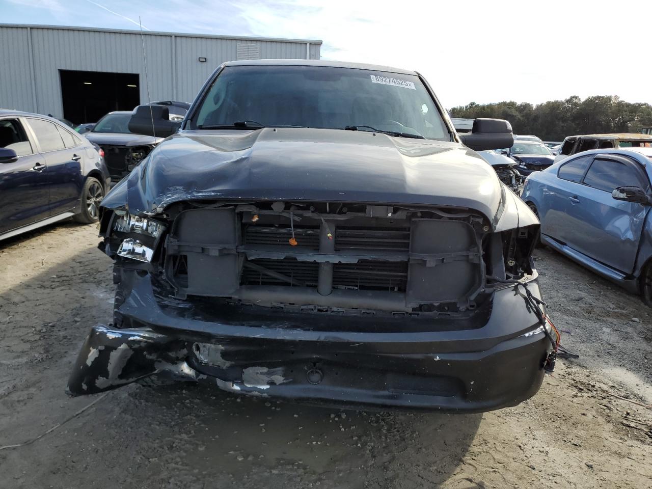 2015 RAM 1500 - Image 5