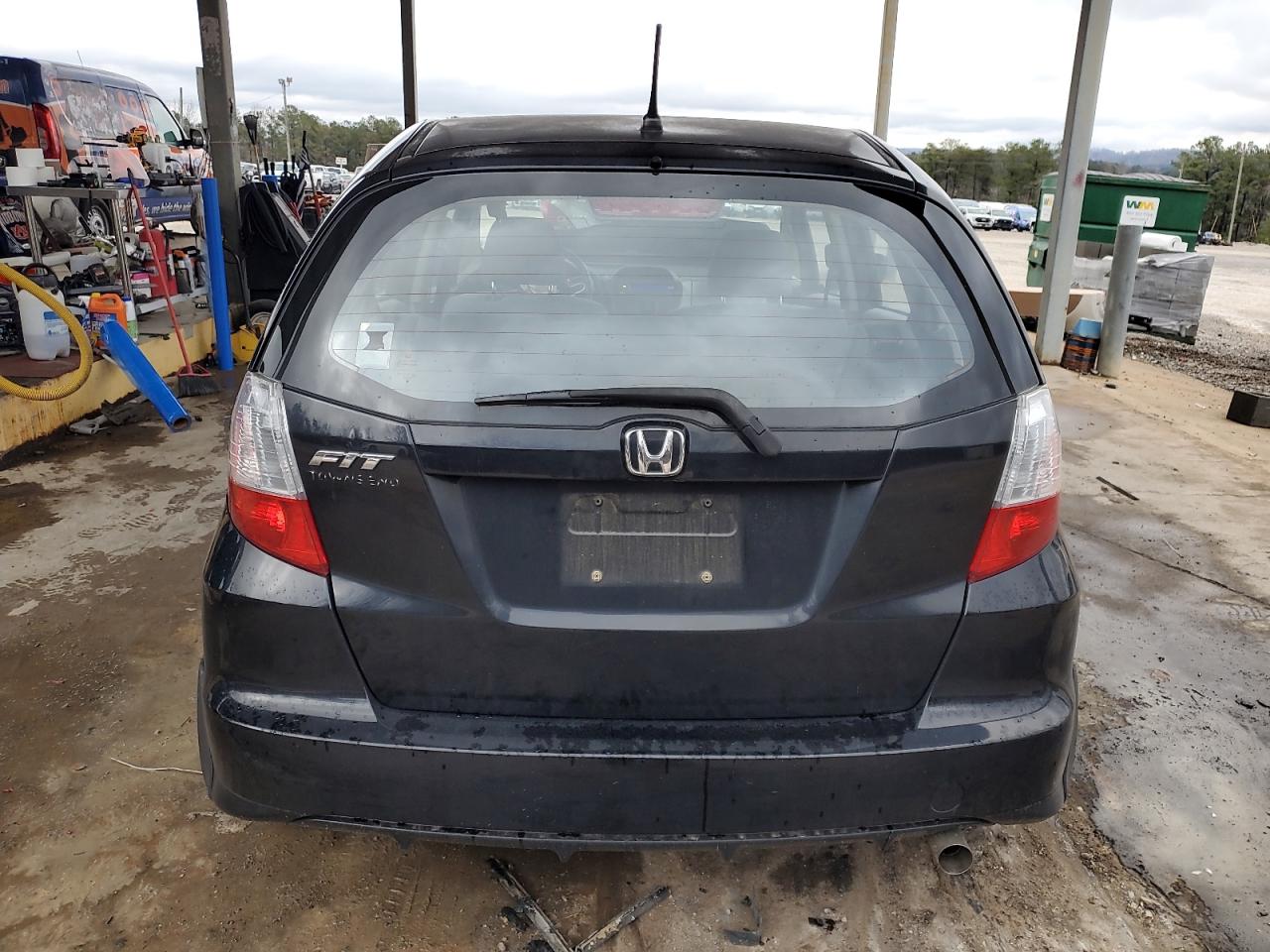 2013 Honda Fit - Image 6
