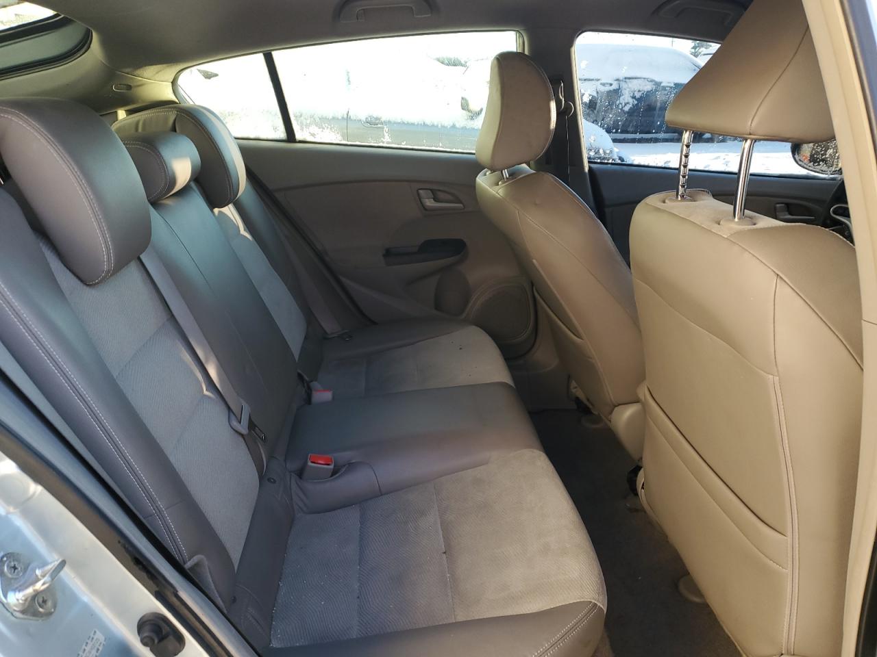 2012 Honda Insight - Image 10