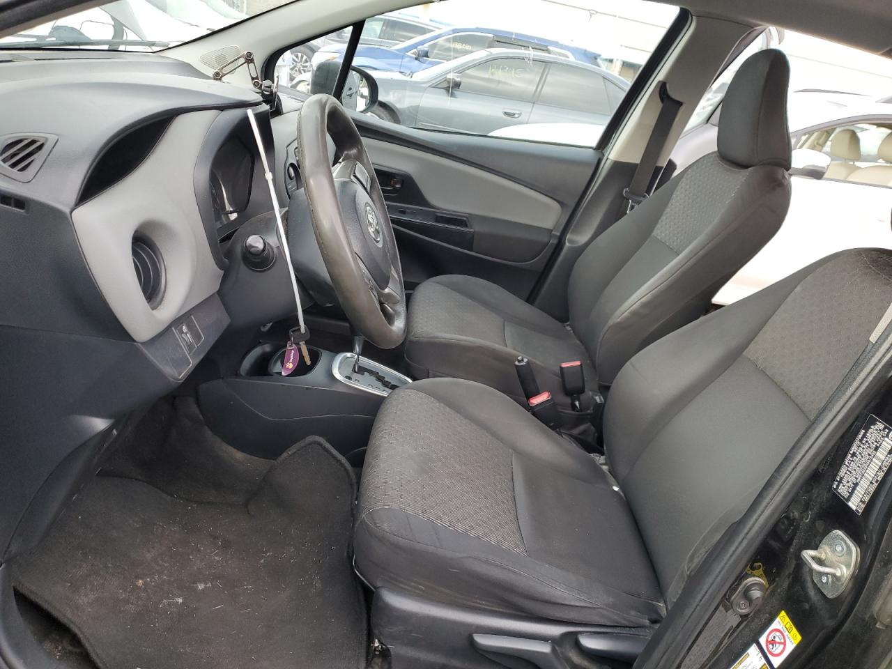 VIN VNKKTUD33HA073405 2017 TOYOTA YARIS no.7