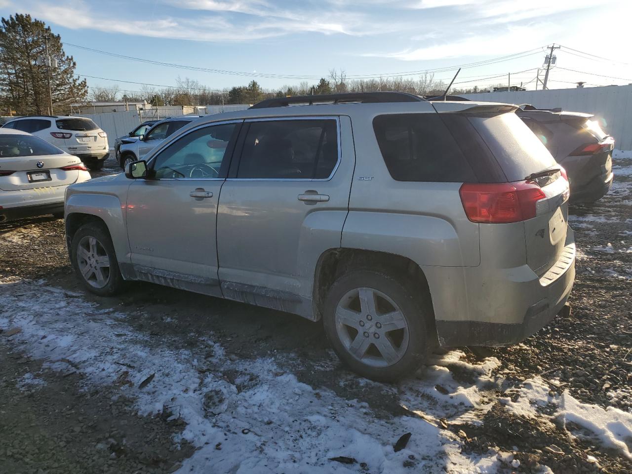 2013 GMC Terrain - Image 2