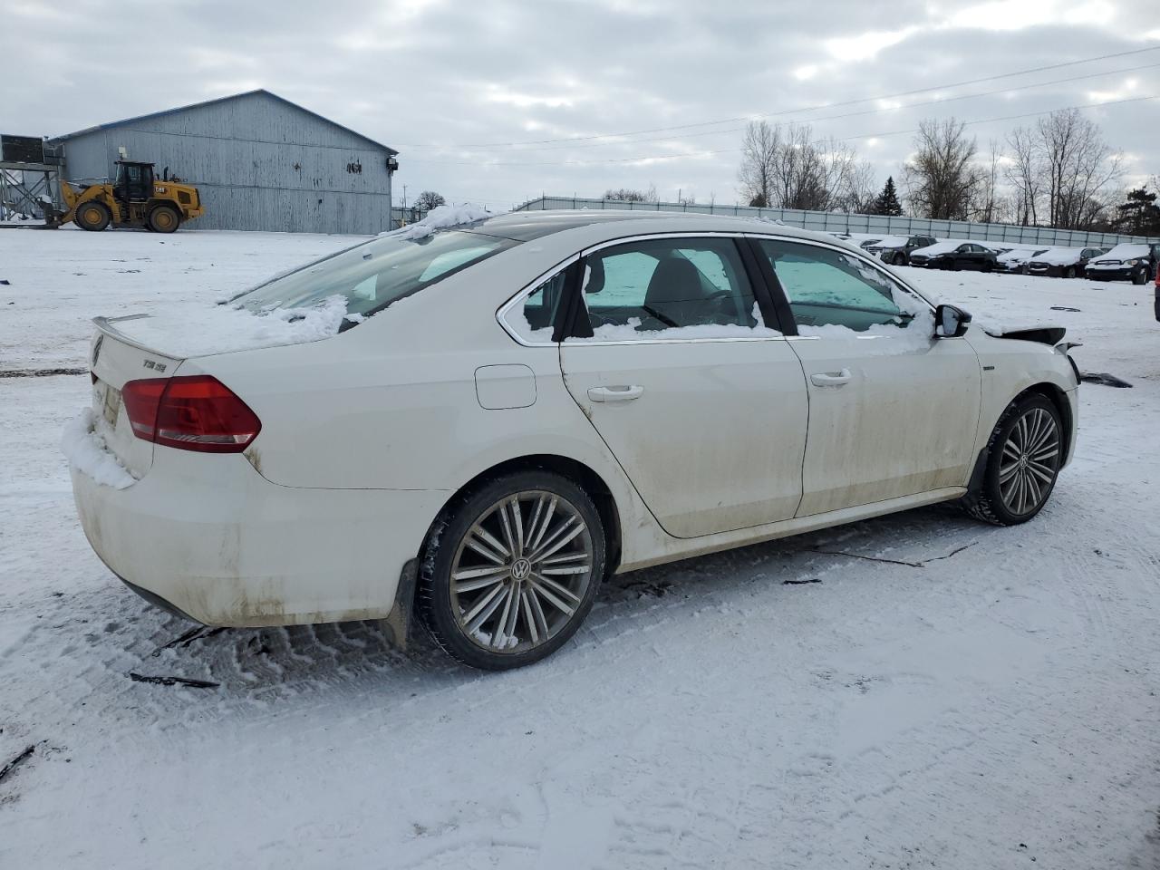 2015 Volkswagen Passat - Image 3