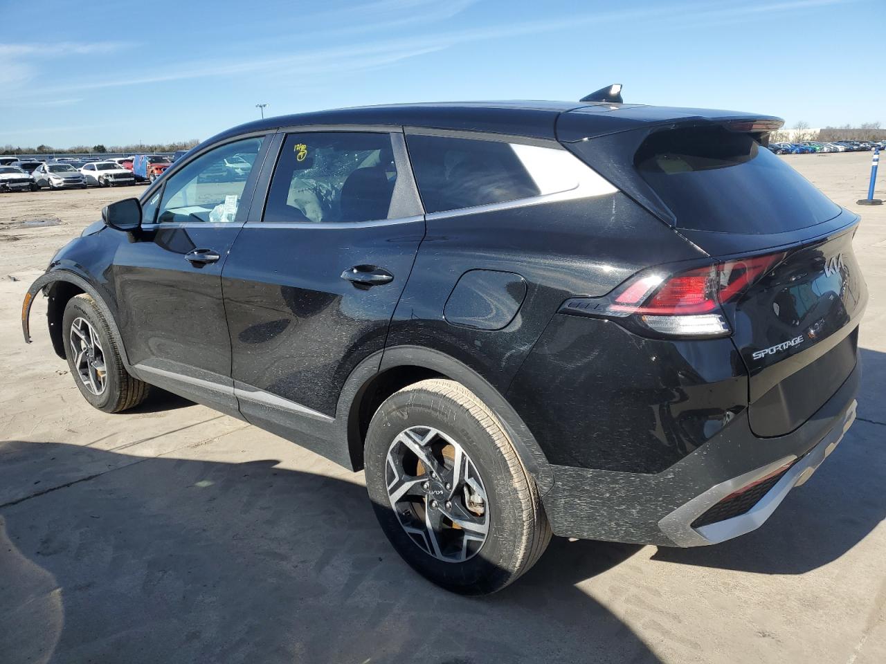 2024 Kia Sportage - Image 2