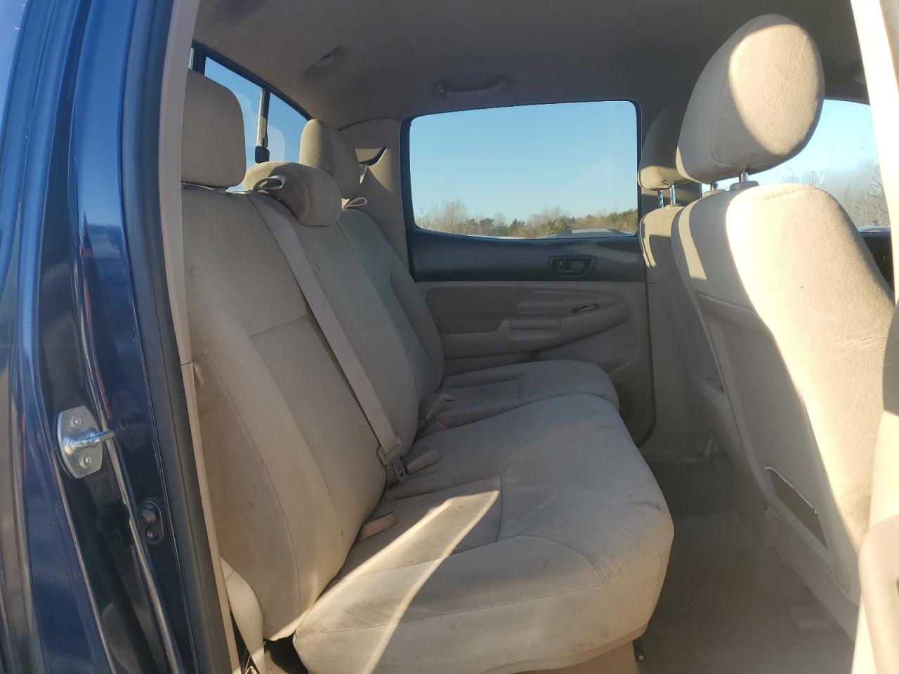 2006 Toyota Tacoma - Image 10
