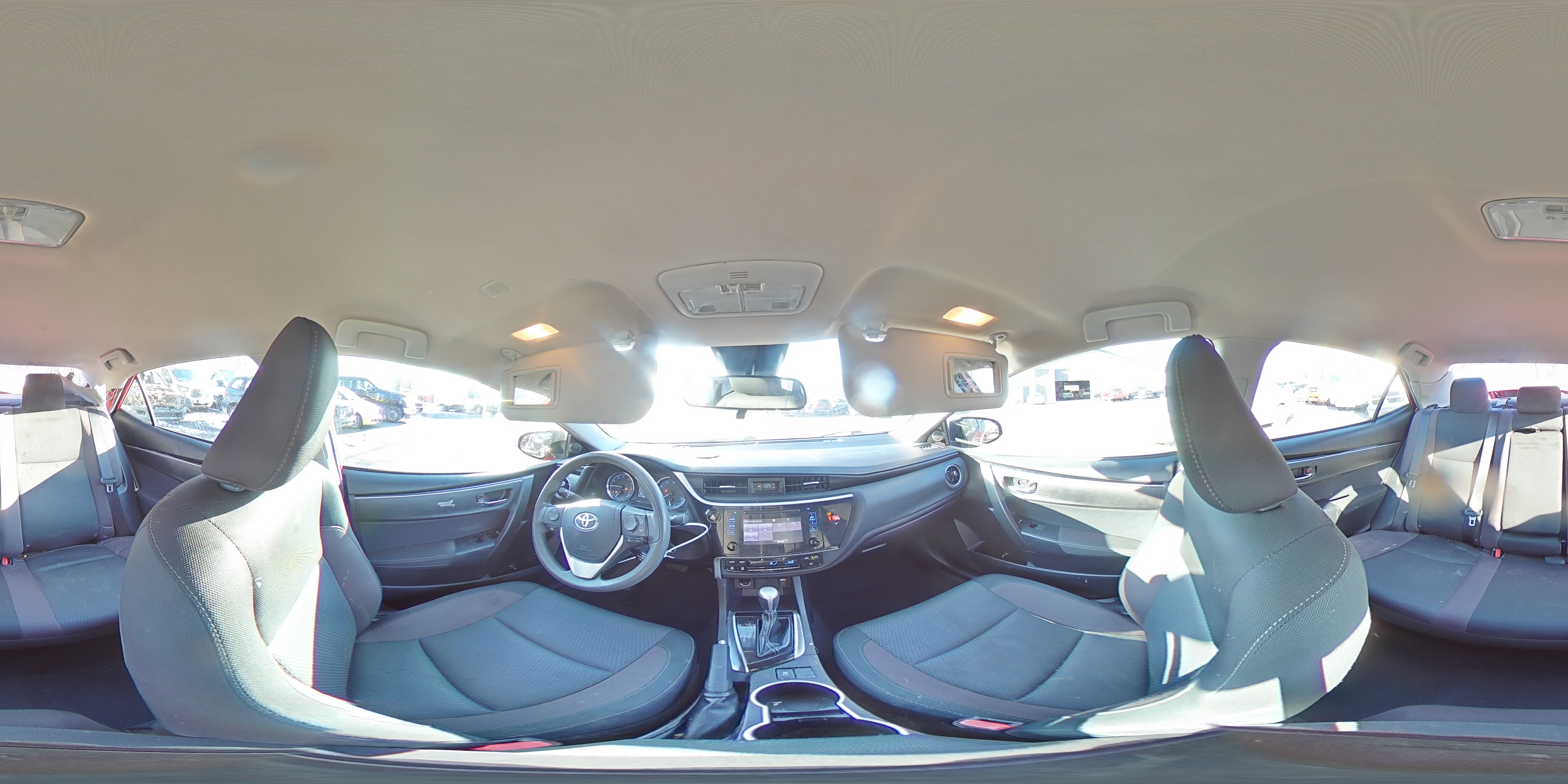2018 Toyota Corolla - Image 12