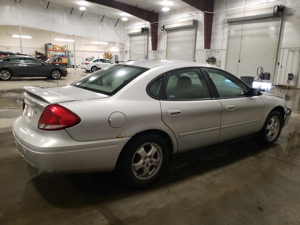 2006 Ford Taurus - Image 3