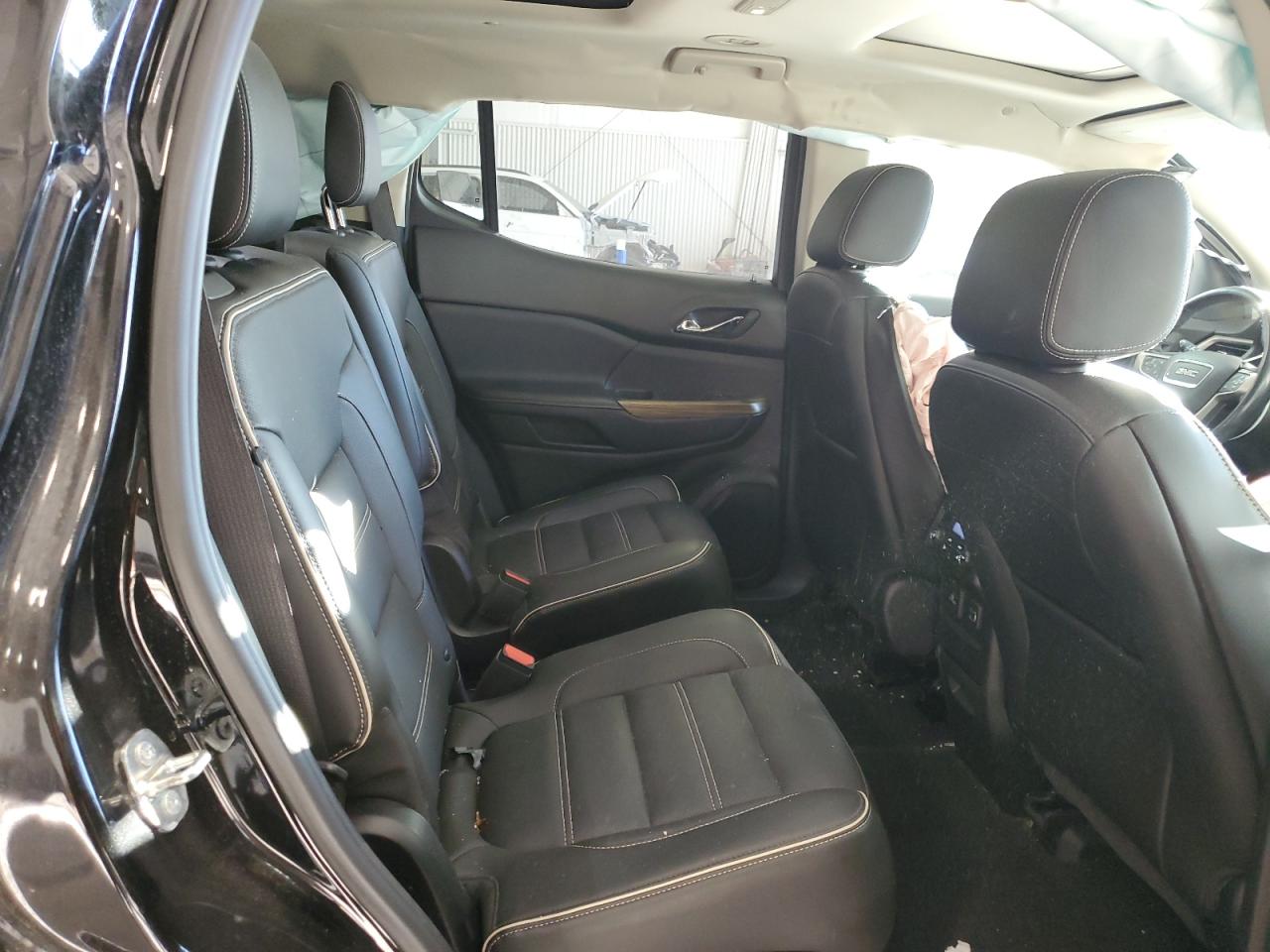 2019 GMC Acadia - Image 11