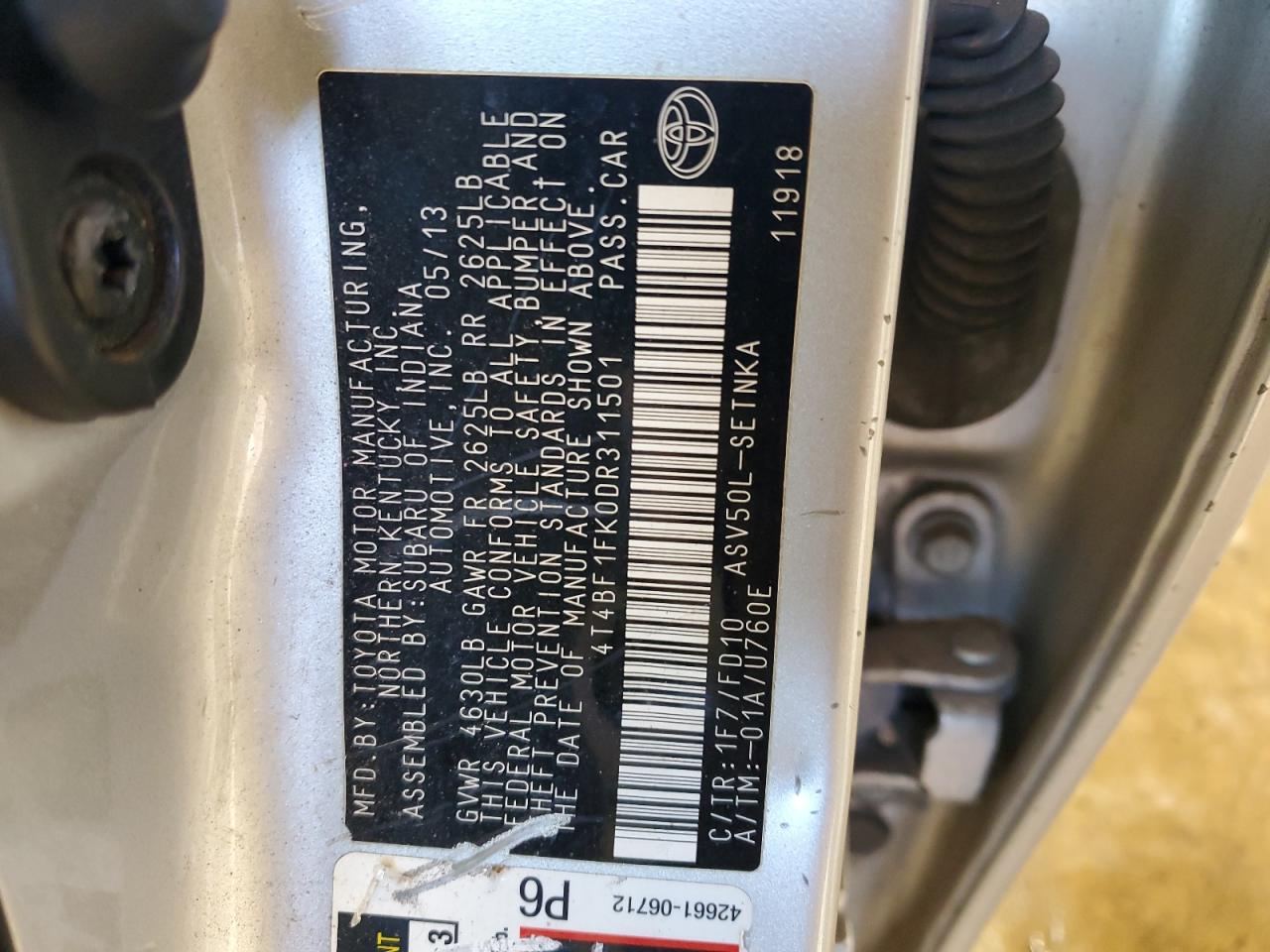 2013 Toyota Camry - Image 12