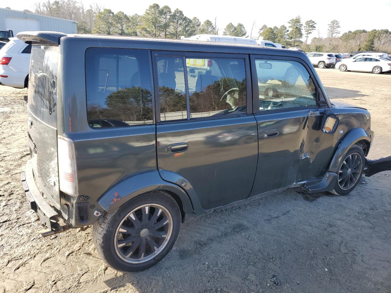 2004 Scion xB - Image 3