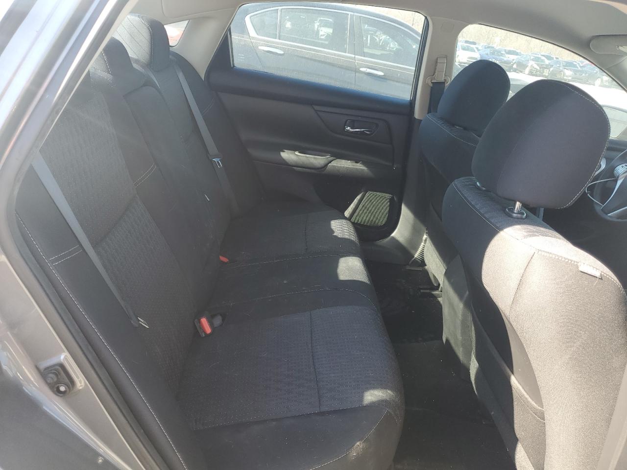 2016 Nissan Altima - Image 10