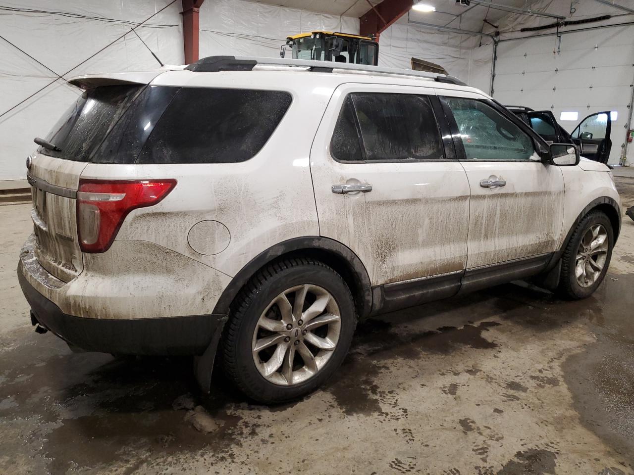 2015 Ford Explorer - Image 3