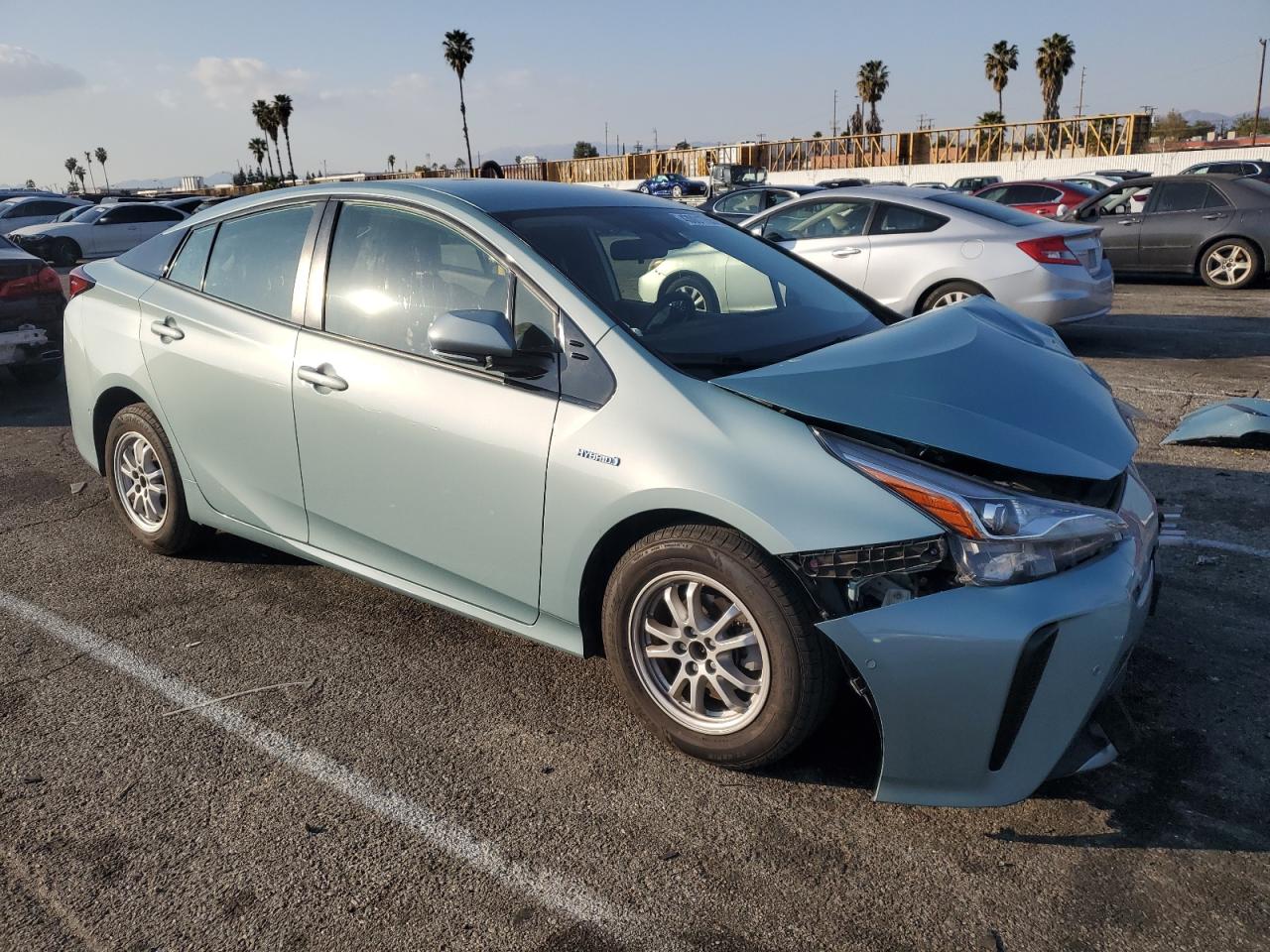 2020 Toyota Prius - Image 4