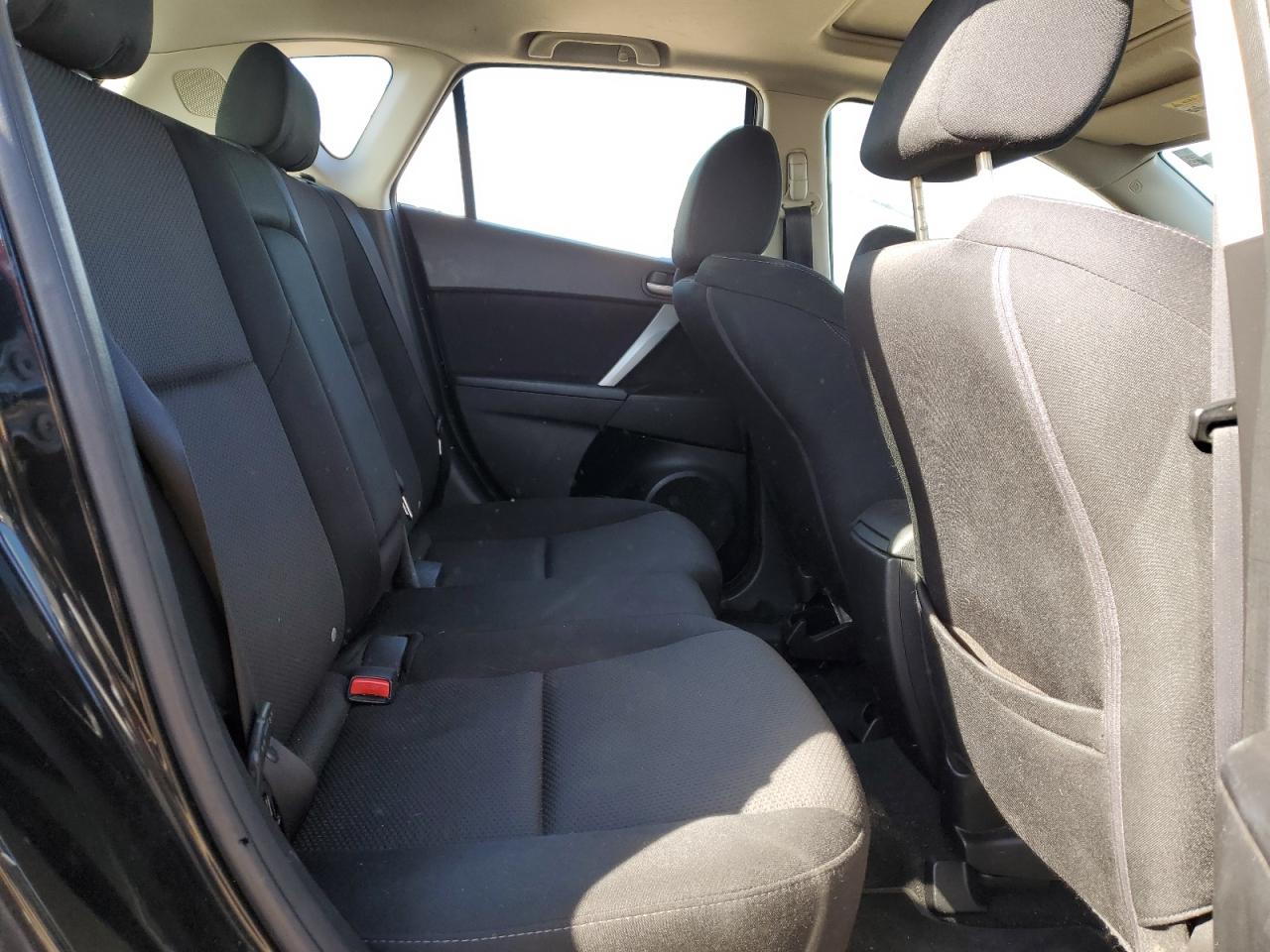 2012 Mazda 3 - Image 10