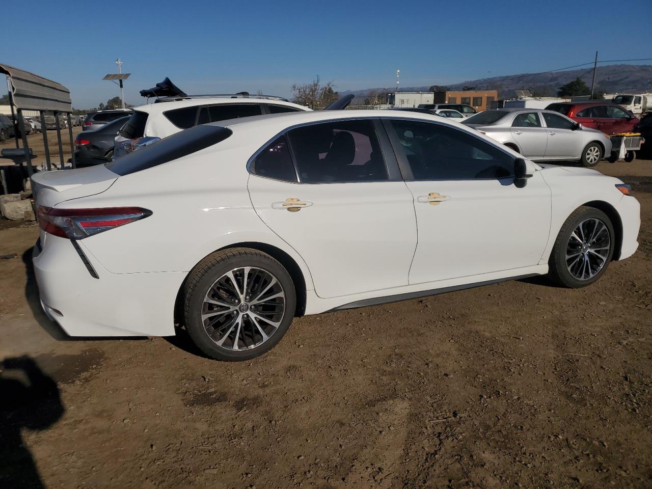 2018 Toyota Camry - Image 3
