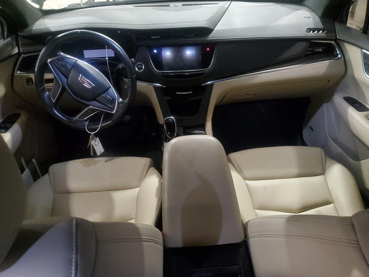 2019 Cadillac XT5 - Image 8