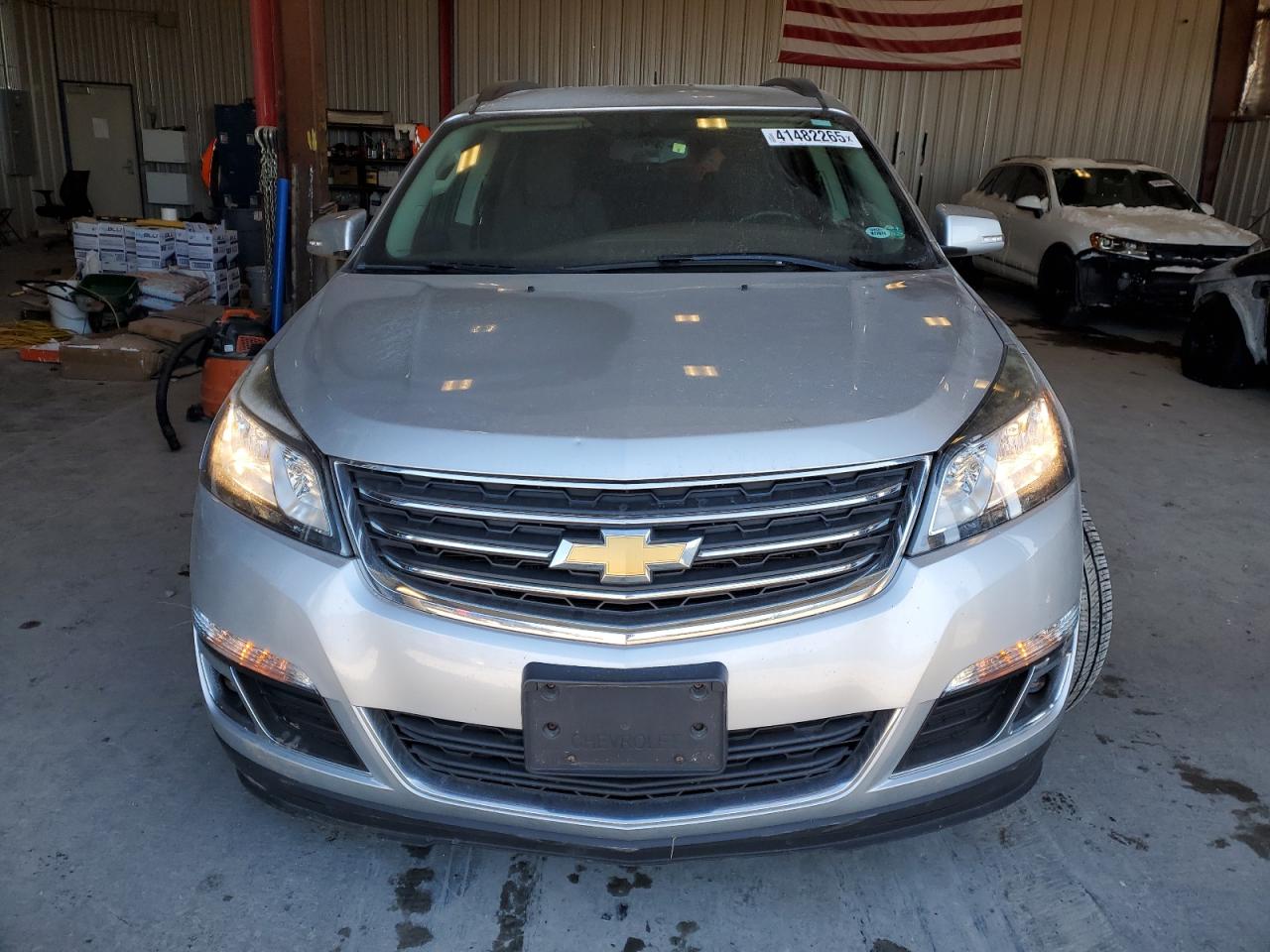 2017 Chevrolet Traverse - Image 5