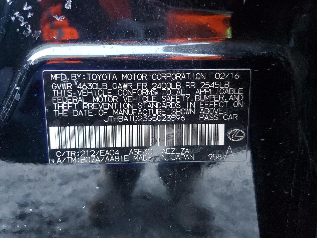2016 Lexus IS - Image 12
