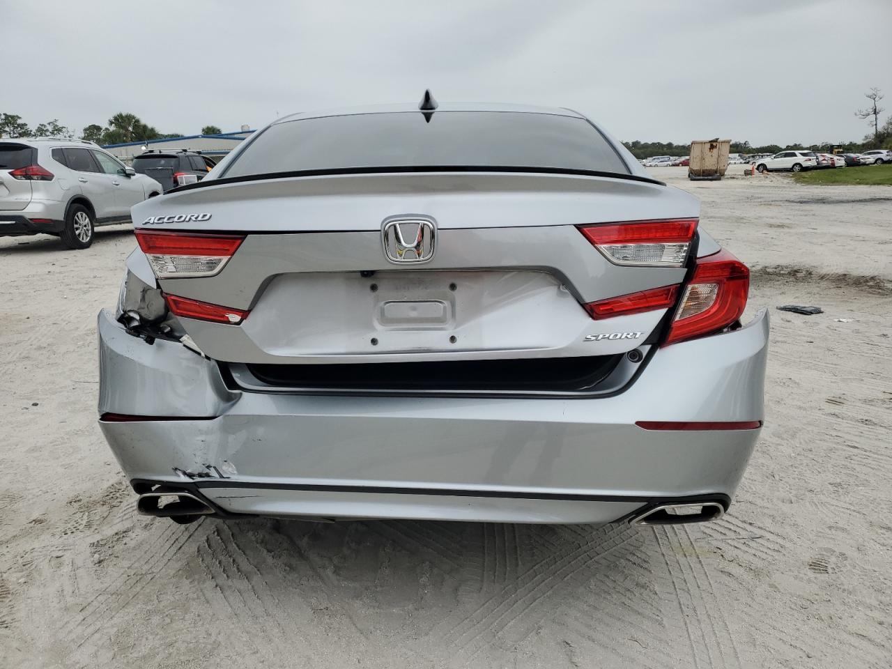 2022 Honda Accord - Image 6