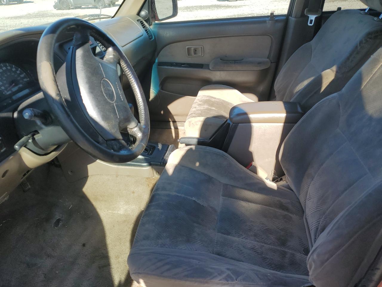 2001 Toyota 4Runner - Image 7