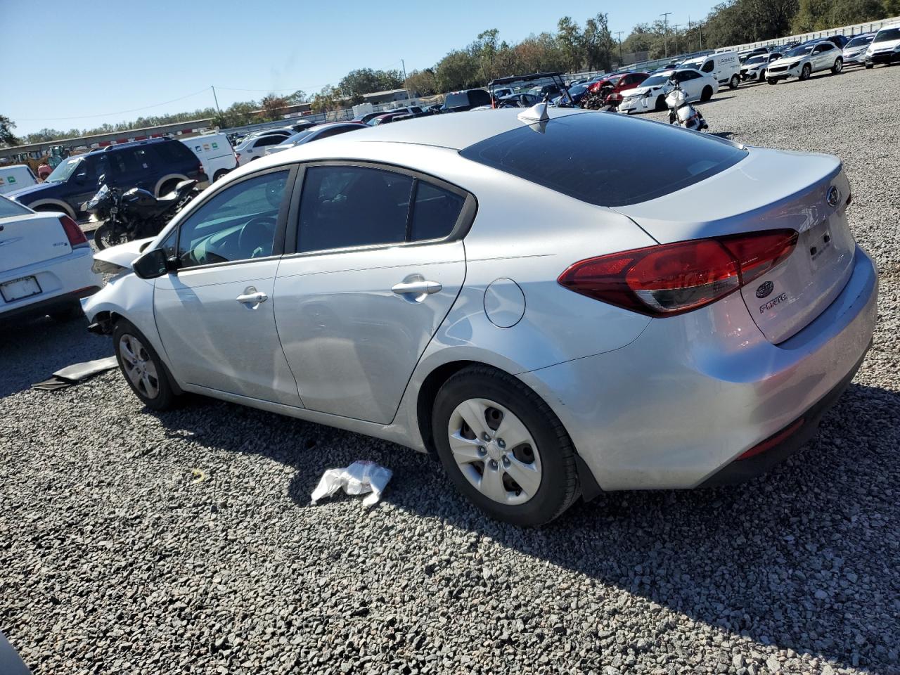 2018 Kia Forte - Image 2