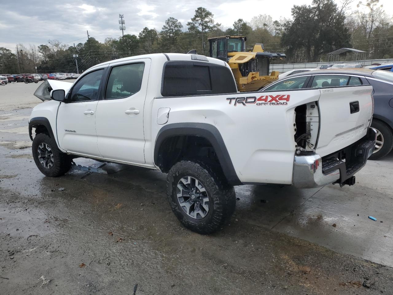 2021 Toyota Tacoma - Image 2