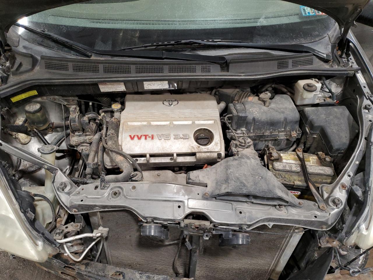 2004 Toyota Sienna - Image 12