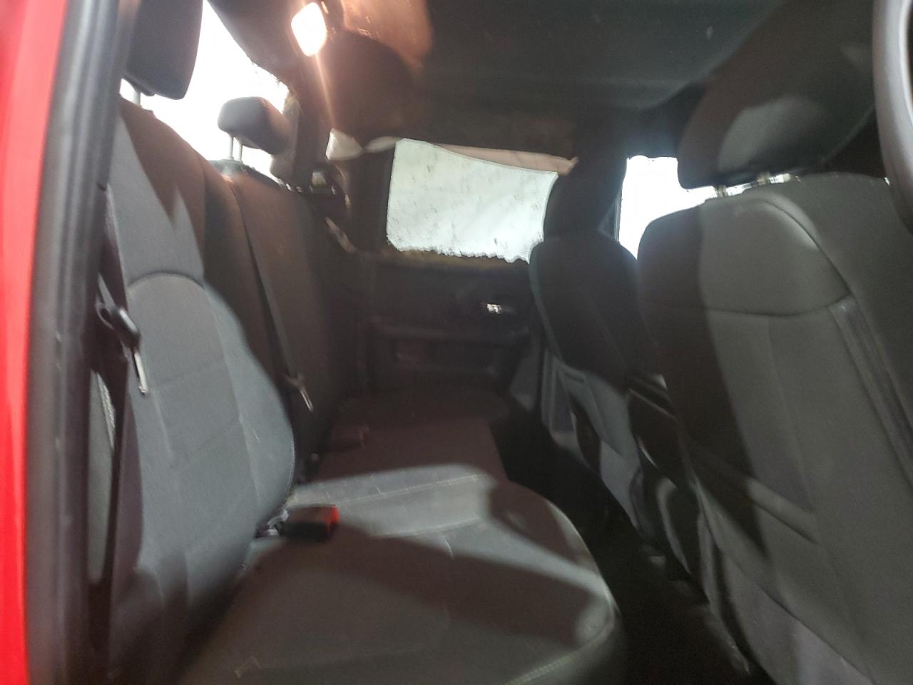 2021 RAM 1500 - Image 10