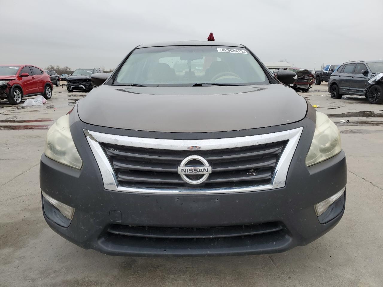 2014 Nissan Altima - Image 5