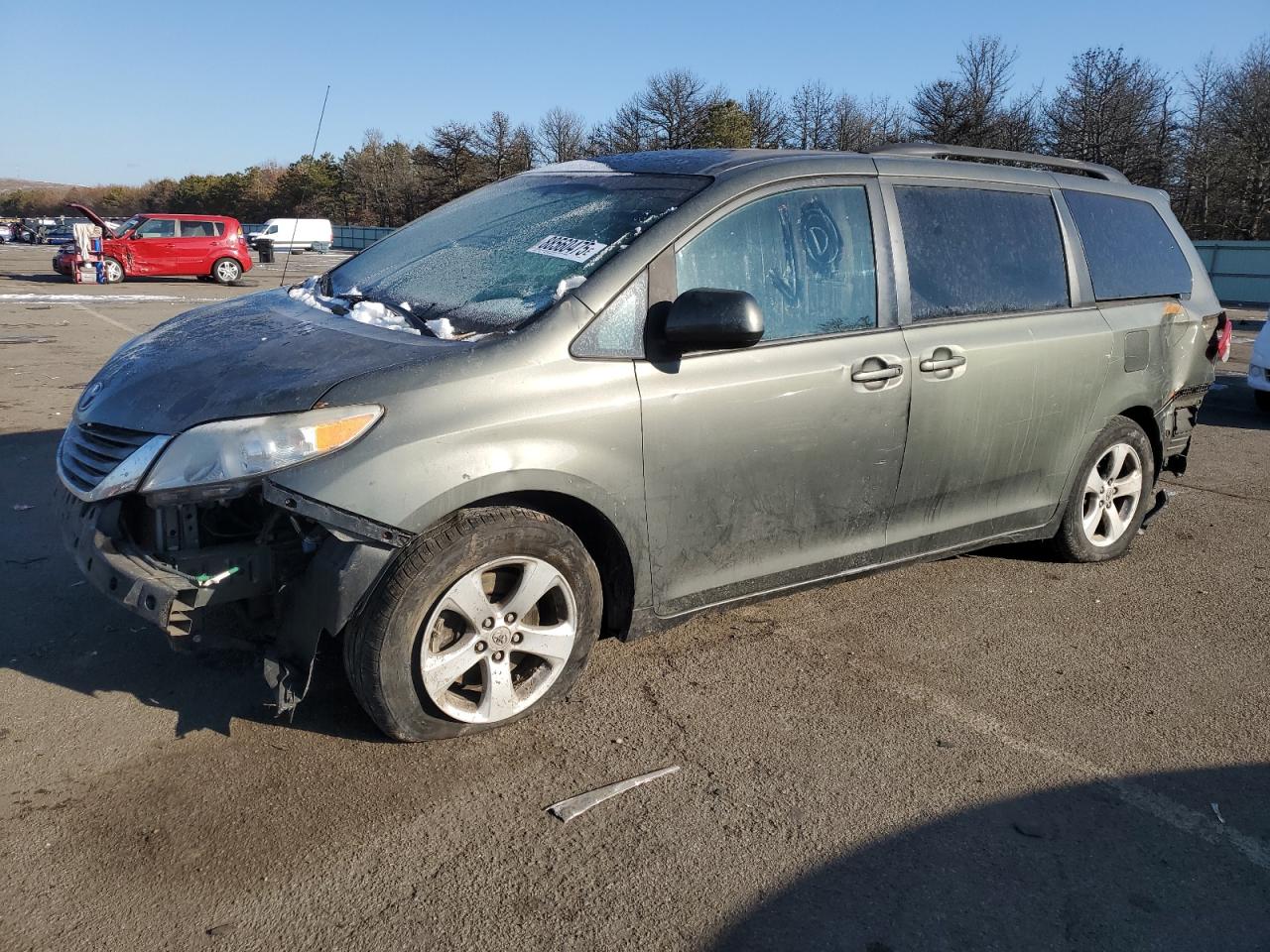 2012 Toyota Sienna - Image 1