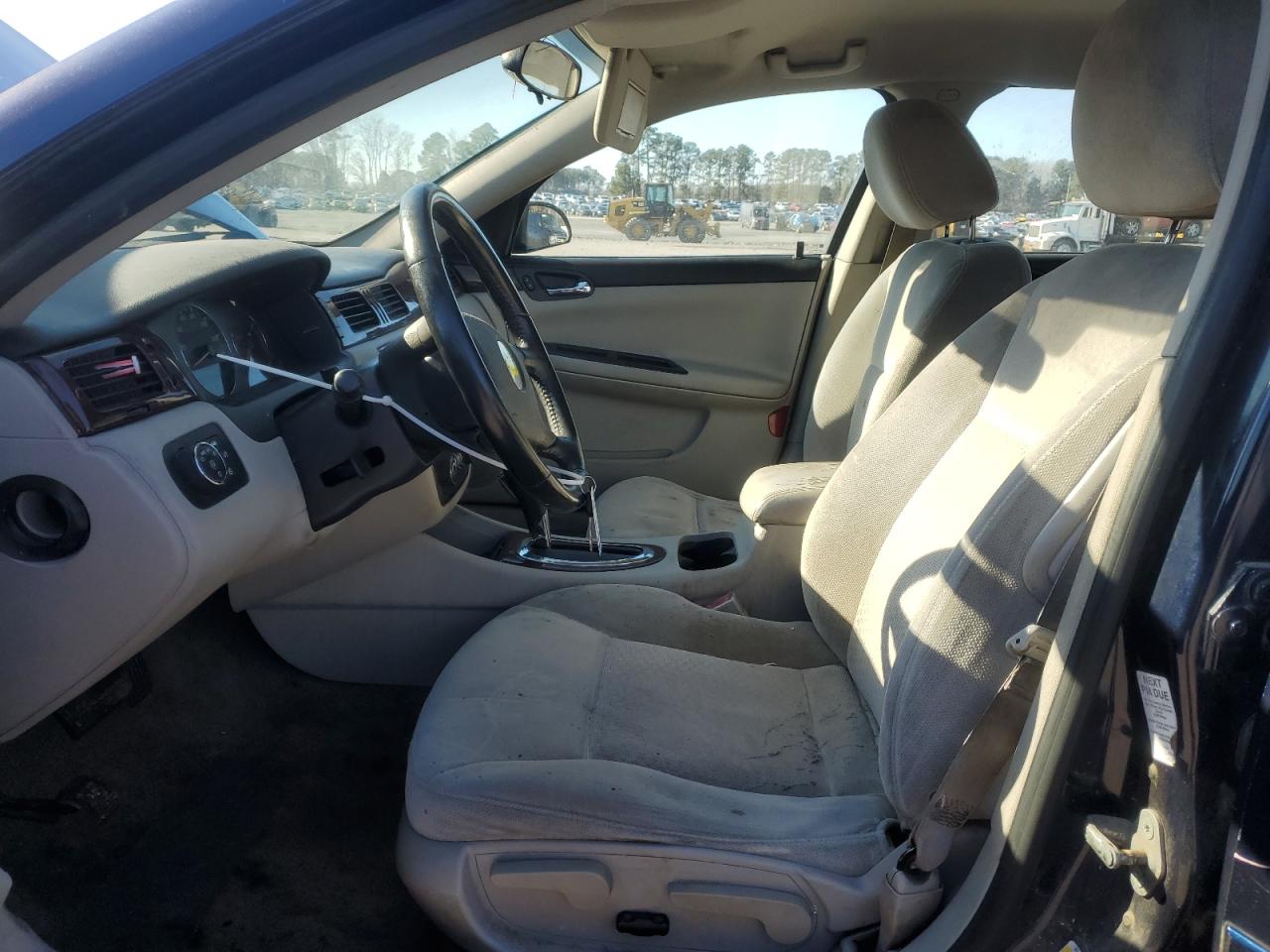 2011 Chevrolet Impala - Image 7