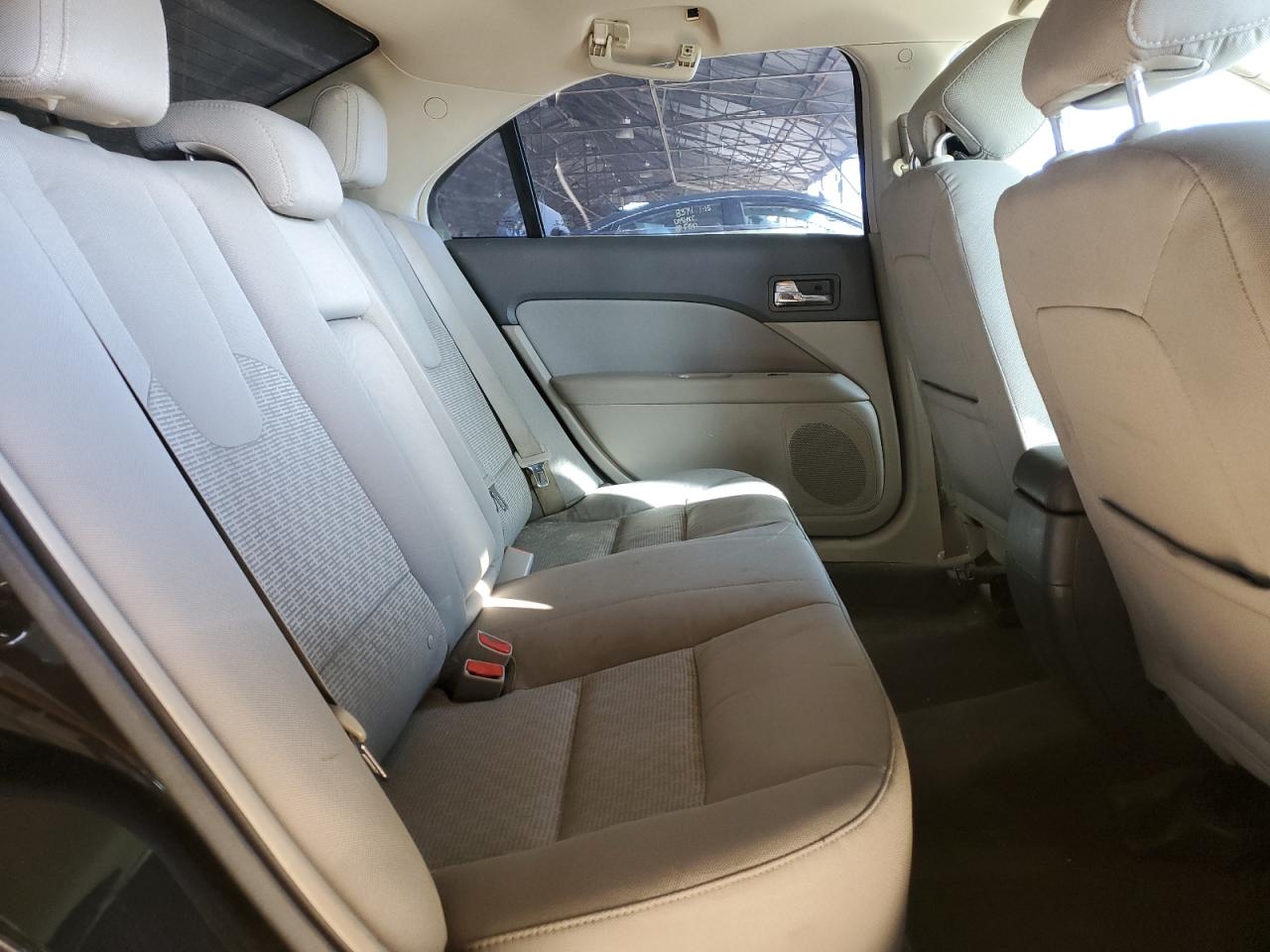 2012 Ford Fusion - Image 11