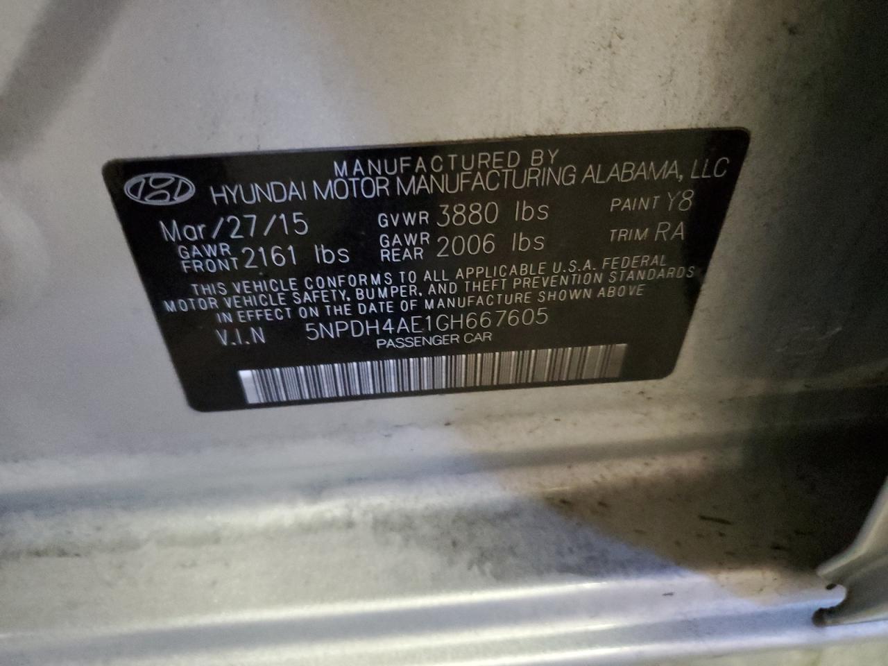 2016 Hyundai Elantra - Image 12