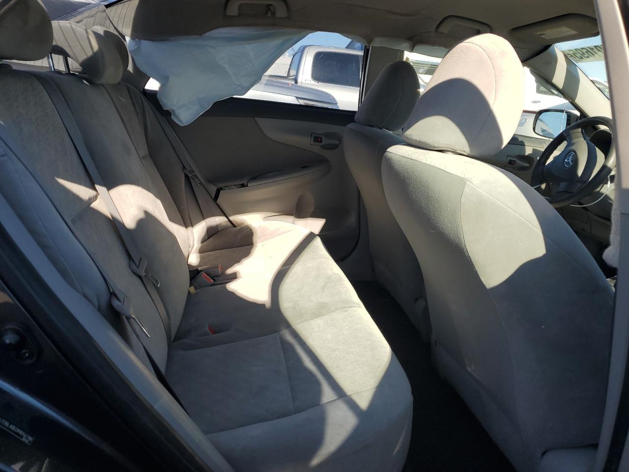2009 Toyota Corolla - Image 10
