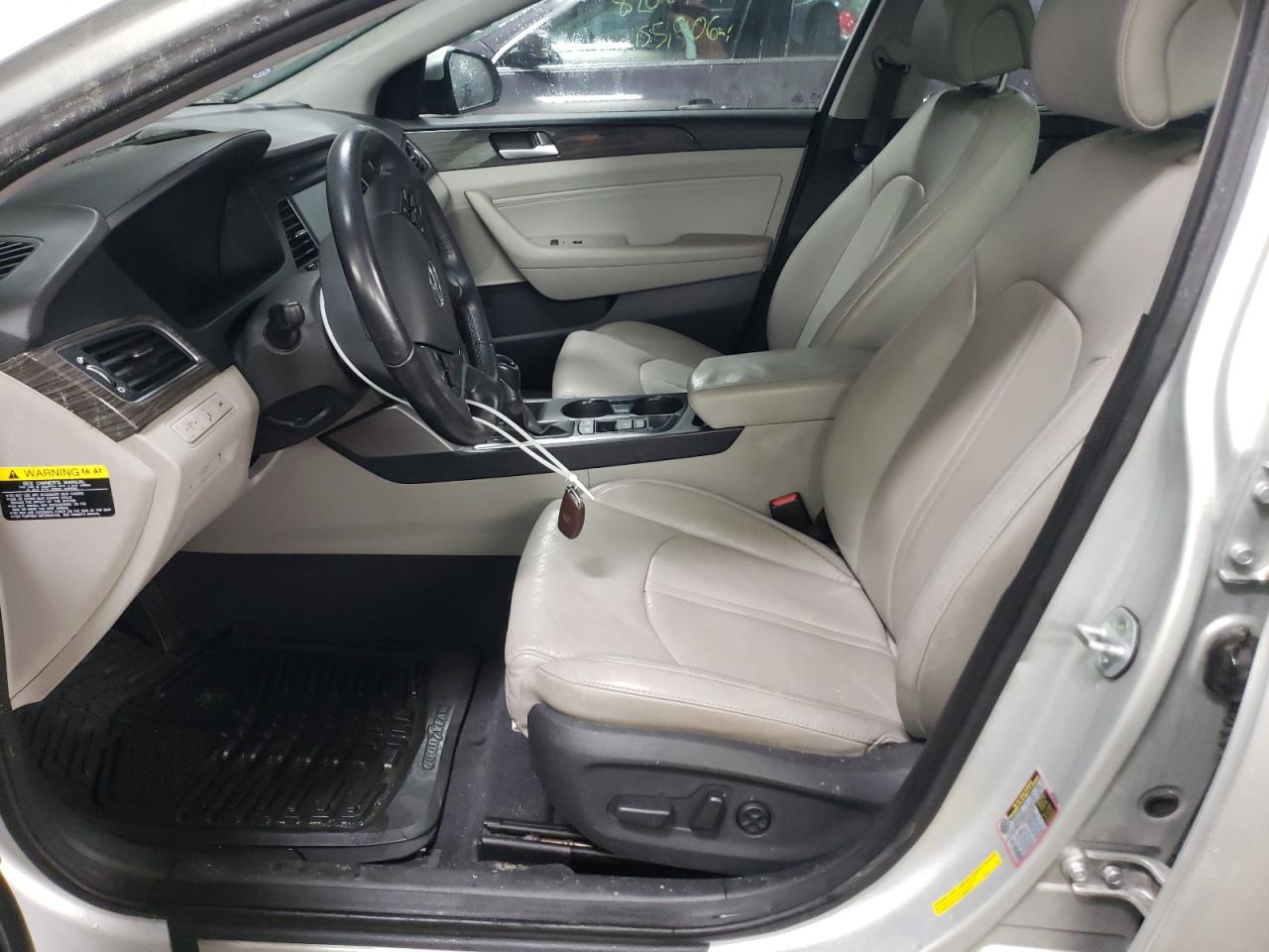 2015 Hyundai Sonata - Image 7