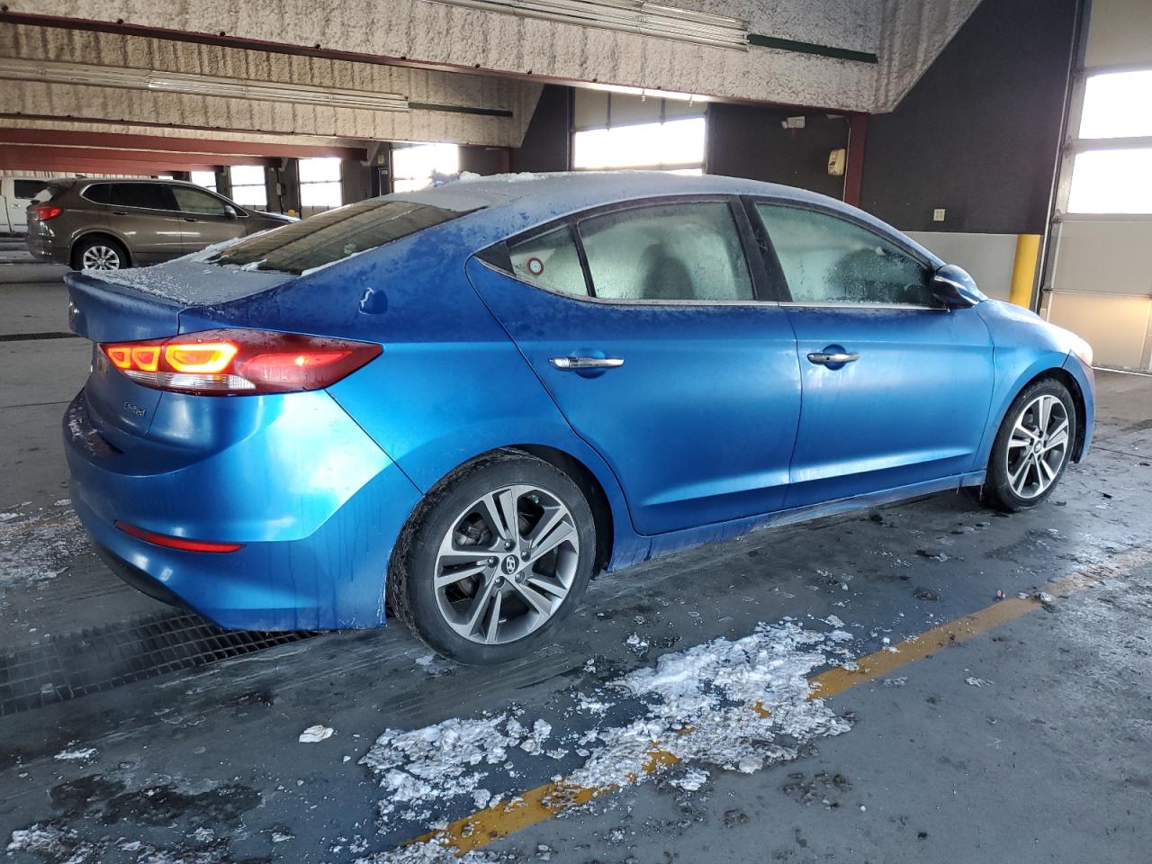 2017 Hyundai Elantra - Image 3