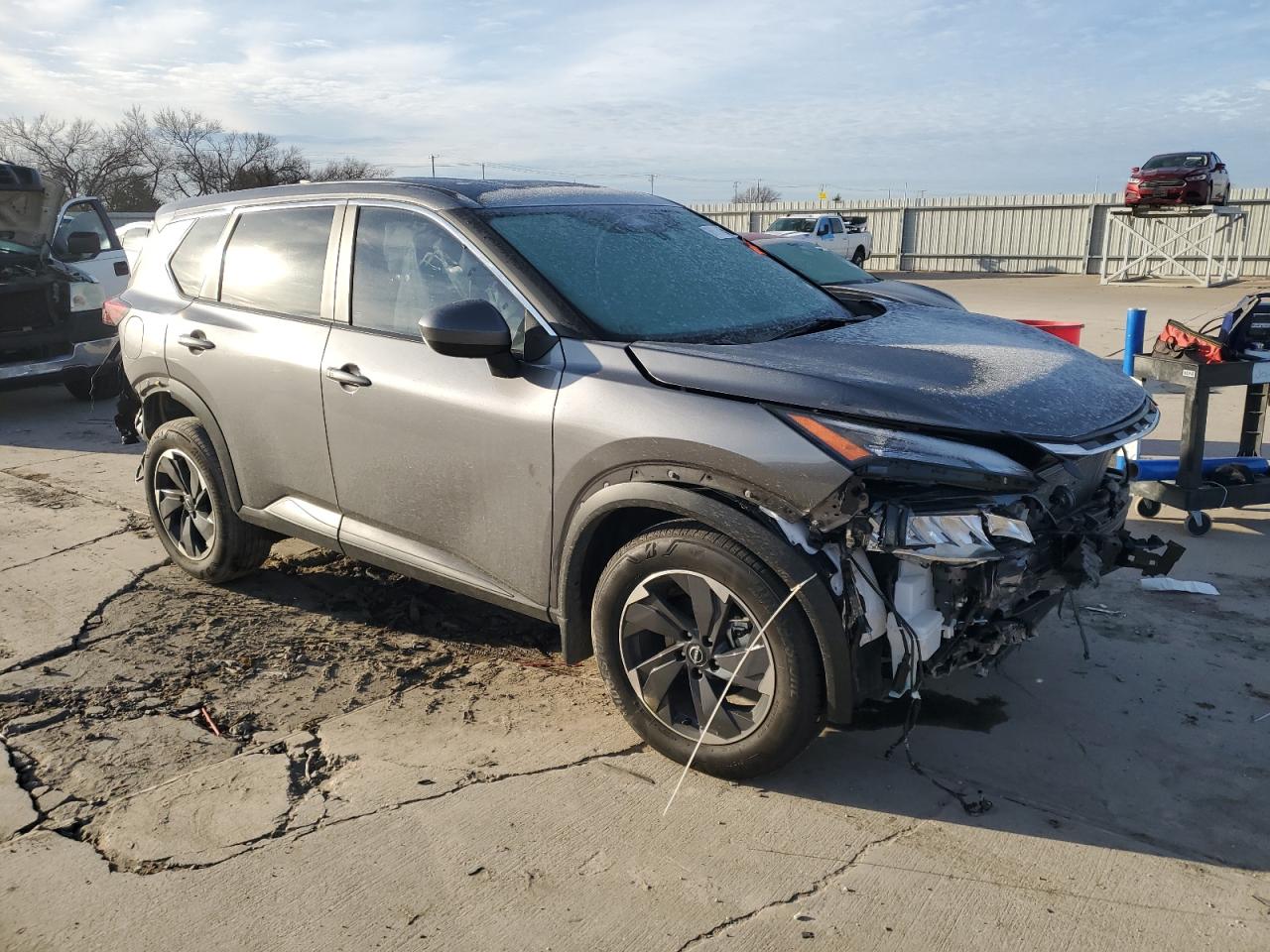 2024 Nissan Rogue - Image 4