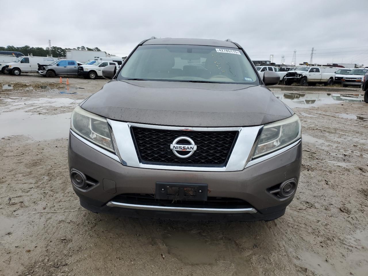 2014 Nissan Pathfinder - Image 5