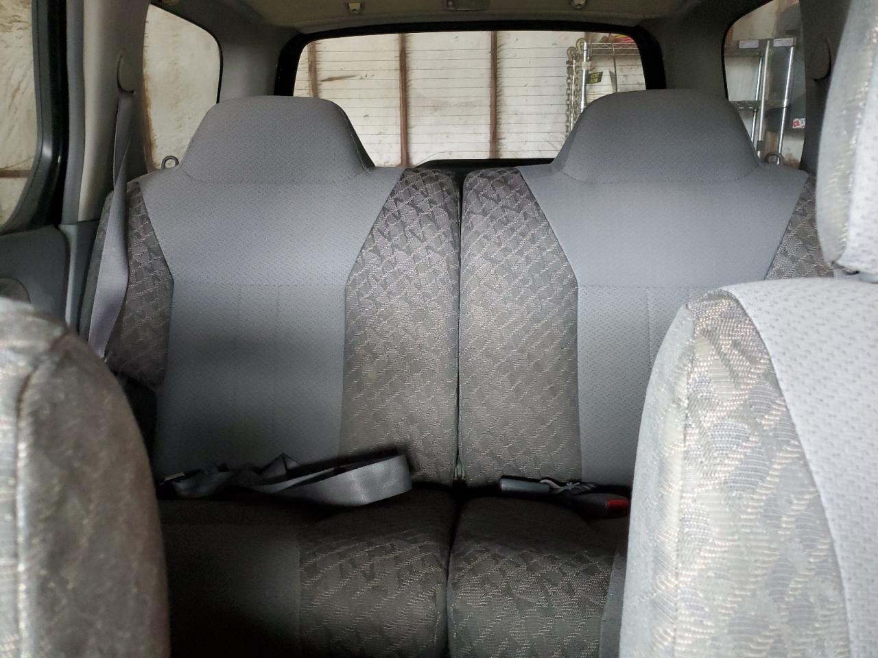 2000 Nissan XTerra - Image 10